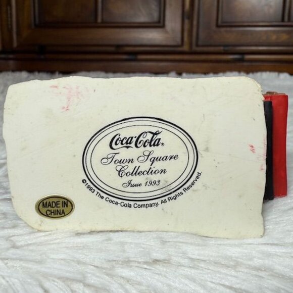 Vintage Coca-Cola Town Square Collection Pickup Truck w/Removable Barrels Figure - Picture 11 of 13